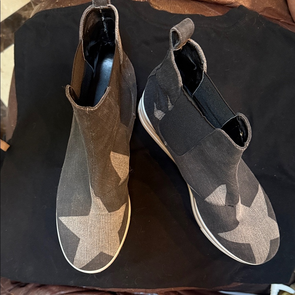 Stella McCartney Black and Silver Star Slip-On Sneakers